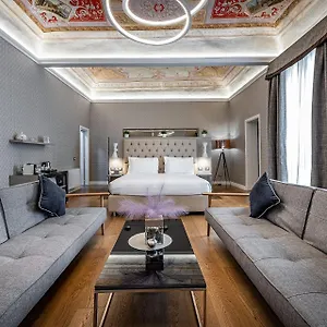 Martelli 6 & فندق مبيت وإفطار