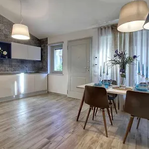 Faenza Elegant Apartamento