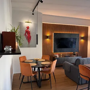  Apartment Elegant